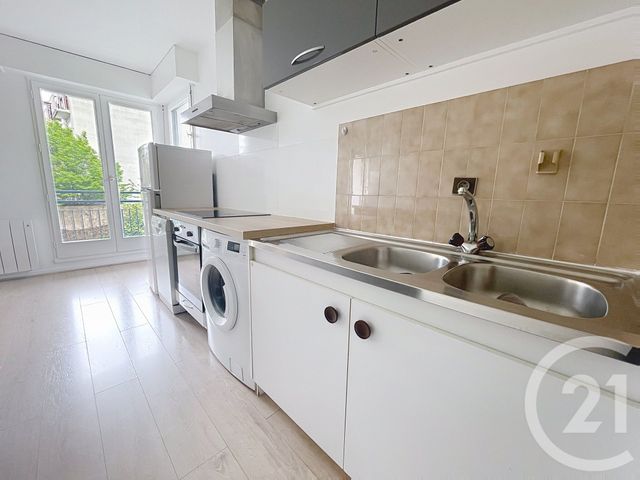 Appartement à vendre - 2 pièces - 57,12 m2 - Le Kremlin Bicetre - 94 - ILE-DE-FRANCE
