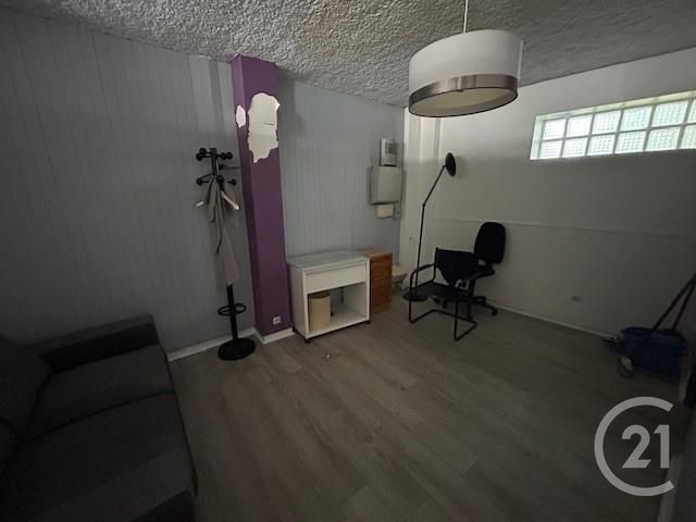 Commerce &agrave; louer - 87 m2 - 94 - ILE-DE-FRANCE
