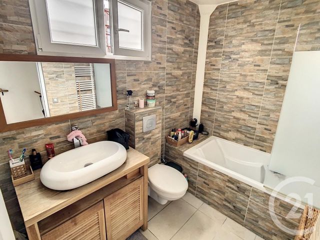 Maison à vendre - 4 pièces - 113 m2 - Le Kremlin Bicetre - 94 - ILE-DE-FRANCE