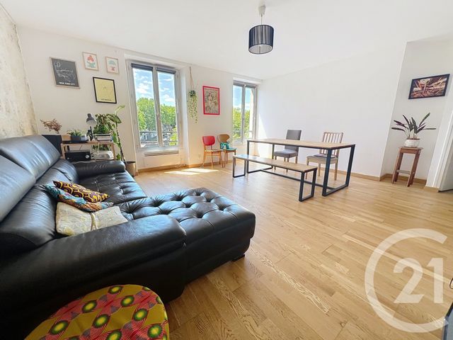 Appartement F4 à vendre - 4 pièces - 80 m2 - Le Kremlin Bicetre - 94 - ILE-DE-FRANCE