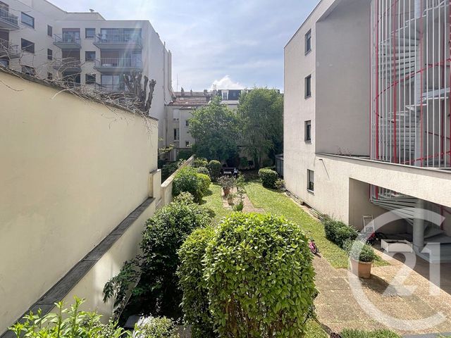 Afficher la photo en grand Appartement F3 à vendre - 3 pièces - 73 m2 - Le Kremlin Bicetre - 94 - ILE-DE-FRANCE