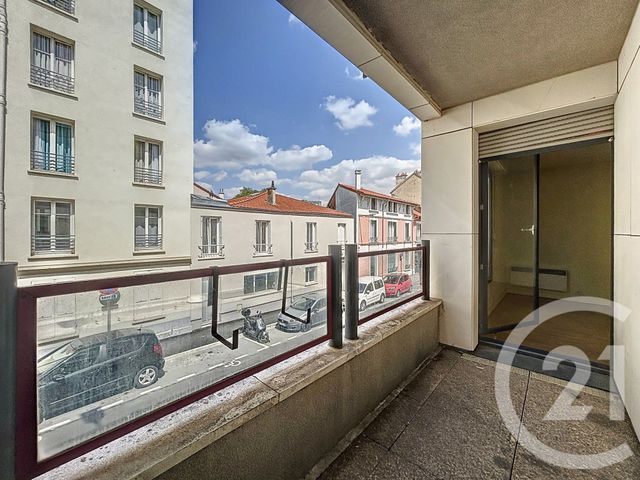 Afficher la photo en grand Appartement F3 à vendre - 3 pièces - 73 m2 - Le Kremlin Bicetre - 94 - ILE-DE-FRANCE