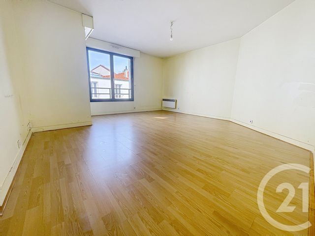 Afficher la photo en grand Appartement F3 à vendre - 3 pièces - 73 m2 - Le Kremlin Bicetre - 94 - ILE-DE-FRANCE