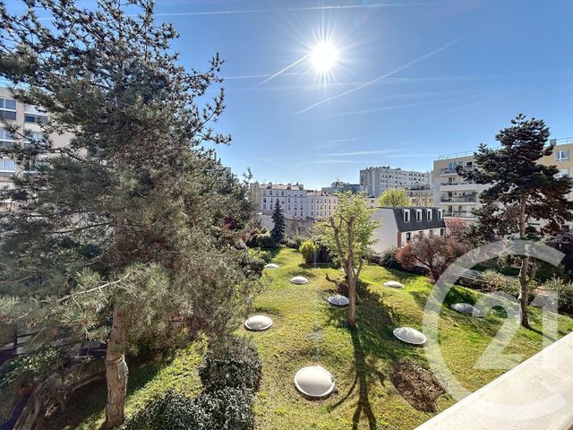 Appartement Studio à vendre - 2 pièces - 31 m2 - Le Kremlin Bicetre - 94 - ILE-DE-FRANCE