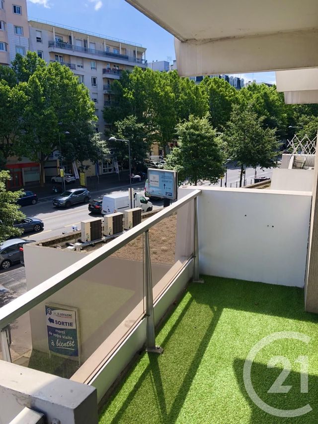 Appartement F2 à louer - 2 pièces - 45,63 m2 - Le Kremlin Bicetre - 94 - ILE-DE-FRANCE