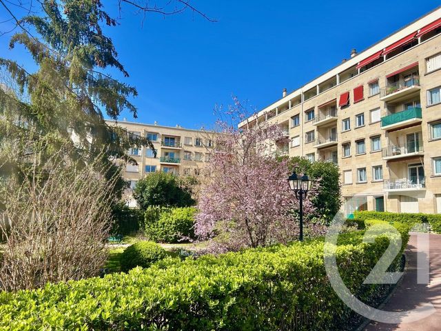 Appartement F3 à louer - 3 pièces - 70,29 m2 - Rueil Malmaison - 92 - ILE-DE-FRANCE