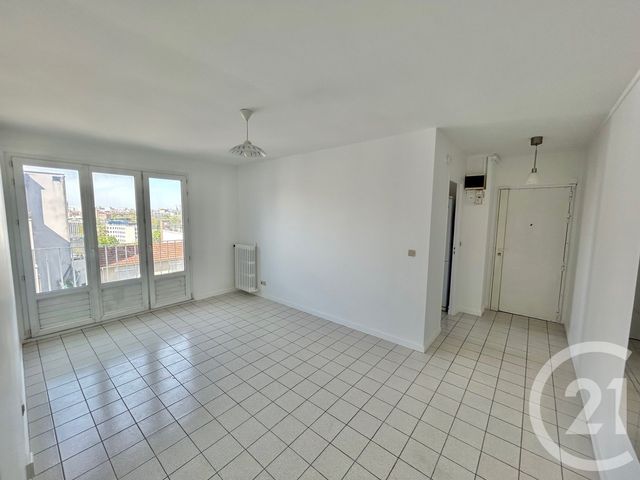Appartement F3 à louer LE KREMLIN BICETRE