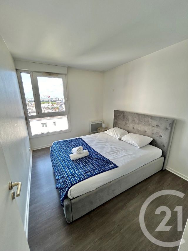 Afficher la photo en grand Appartement F5 à louer - 5 pièces - 99,01 m2 - Paris - 75013 - ILE-DE-FRANCE