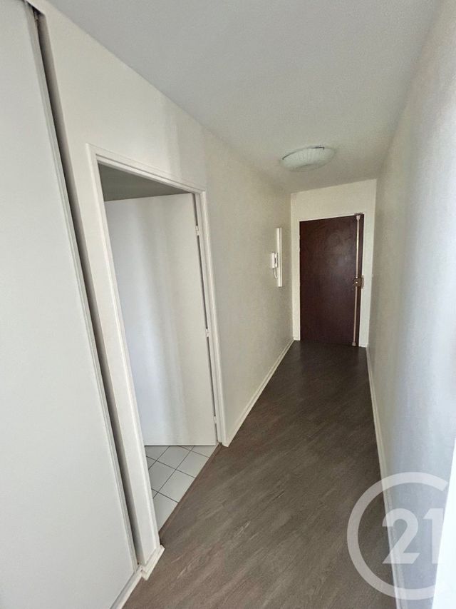 Afficher la photo en grand Appartement F5 à louer - 5 pièces - 99,01 m2 - Paris - 75013 - ILE-DE-FRANCE