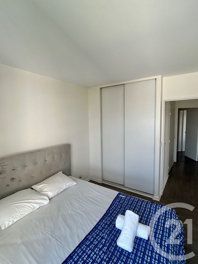 Afficher la photo en grand Appartement F5 à louer - 5 pièces - 99,01 m2 - Paris - 75013 - ILE-DE-FRANCE