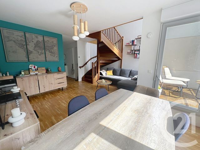 Afficher la photo en grand Appartement F3 à vendre - 3 pièces - 60,77 m2 - Villejuif - 94 - ILE-DE-FRANCE