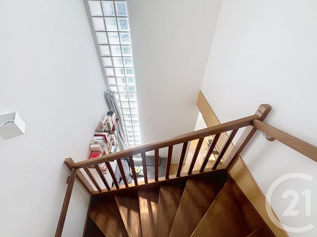 Afficher la photo en grand Appartement F3 à vendre - 3 pièces - 60,77 m2 - Villejuif - 94 - ILE-DE-FRANCE