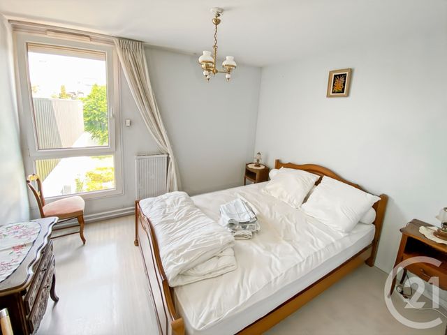 Afficher la photo en grand Appartement T4 à louer - 4 pièces - 84,14 m2 - Champs Sur Marne - 77 - ILE-DE-FRANCE