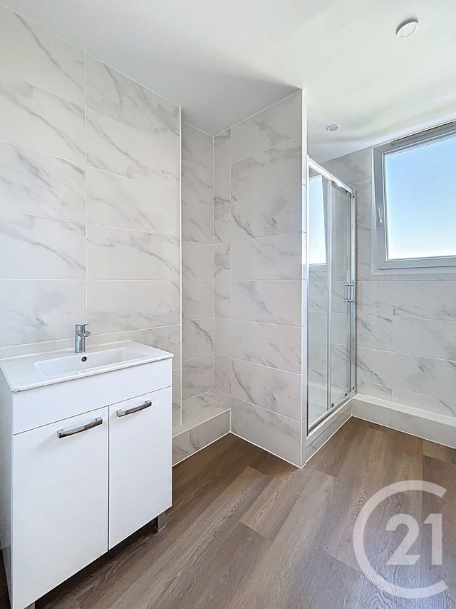 Afficher la photo en grand Appartement F4 à louer - 4 pièces - 74,66 m2 - Arcueil - 94 - ILE-DE-FRANCE