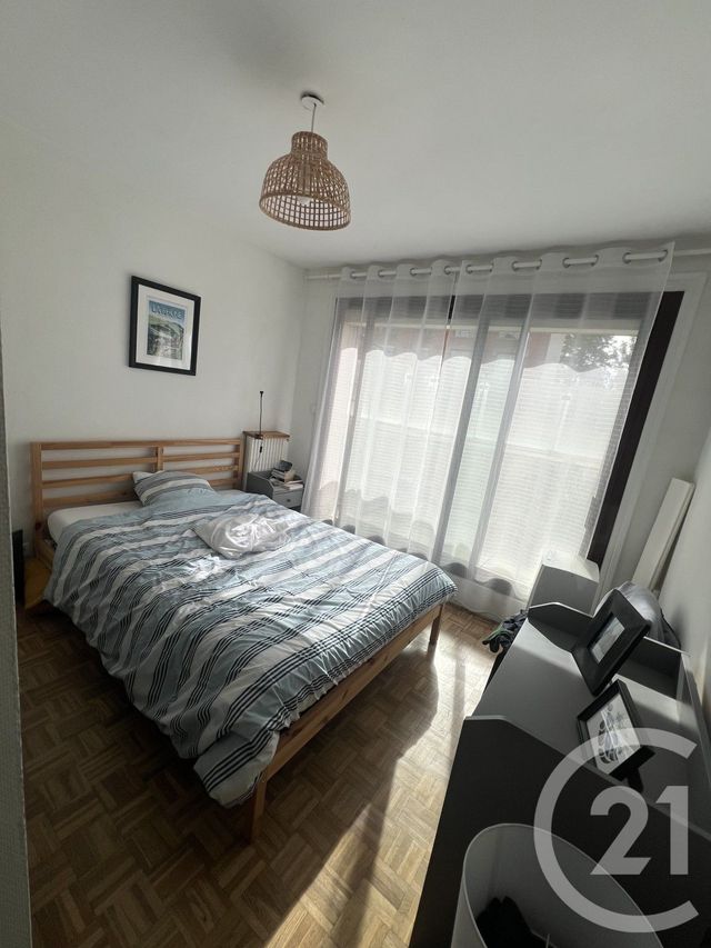 Appartement F2 à louer - 2 pièces - 42,85 m2 - Le Kremlin Bicetre - 94 - ILE-DE-FRANCE