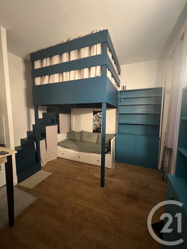 Appartement Studio à louer PARIS
