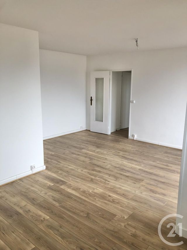 Appartement F2 à louer - 2 pièces - 52,95 m2 - Villejuif - 94 - ILE-DE-FRANCE