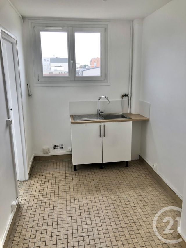 Appartement F2 à louer - 2 pièces - 52,95 m2 - Villejuif - 94 - ILE-DE-FRANCE
