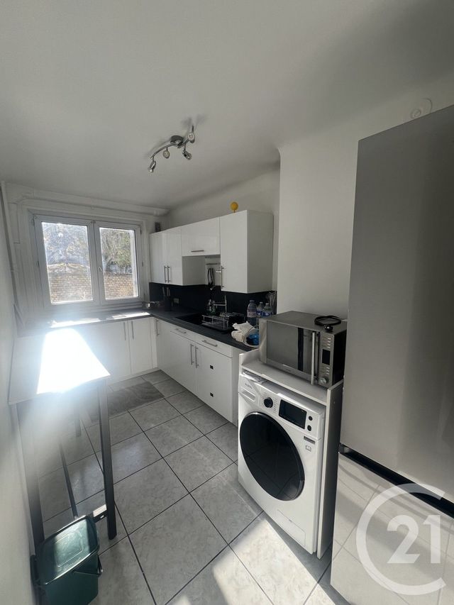 Appartement F3 à louer - 3 pièces - 53 m2 - Le Kremlin Bicetre - 94 - ILE-DE-FRANCE