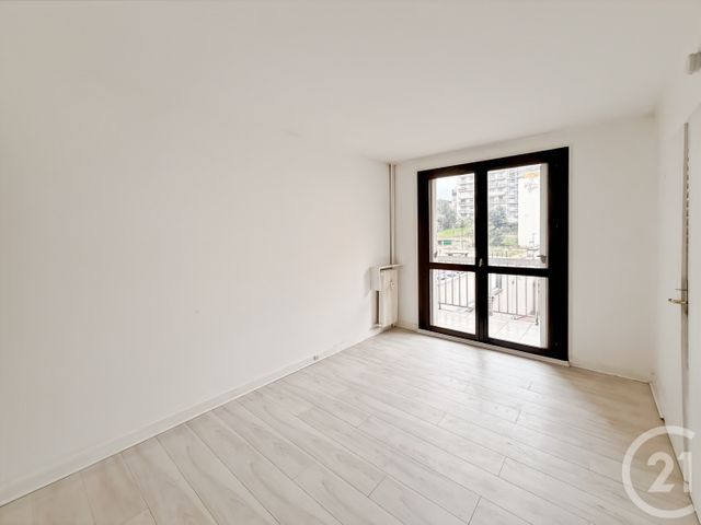Appartement F2 à louer - 2 pièces - 46,36 m2 - Le Kremlin Bicetre - 94 - ILE-DE-FRANCE