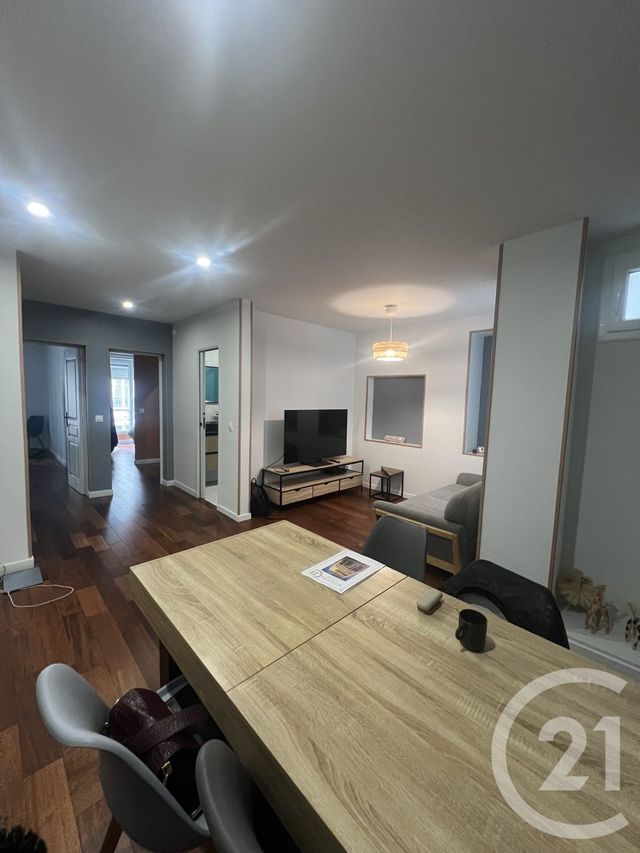 Appartement à louer - 3 pièces - 87,65 m2 - Paris - 75011 - ILE-DE-FRANCE