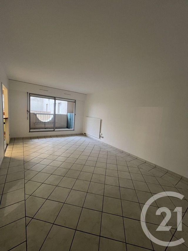 Appartement T2 &agrave; louer - 2 pi&egrave;ces - 54,80 m2 - Cachan - 94 - ILE-DE-FRANCE
