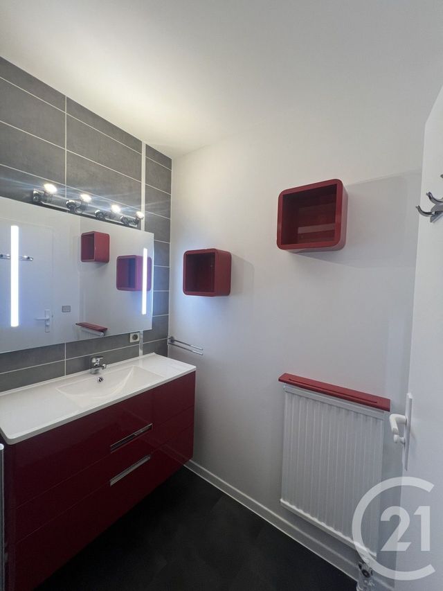 Appartement T2 &agrave; louer - 2 pi&egrave;ces - 54,80 m2 - Cachan - 94 - ILE-DE-FRANCE