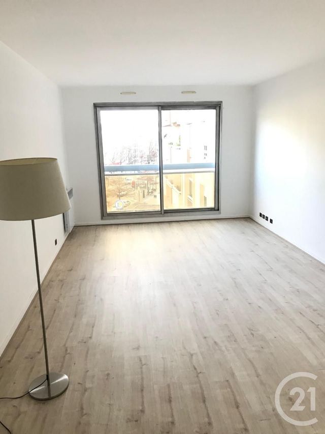 Appartement F3 &agrave; louer - 3 pi&egrave;ces - 65 m2 - Le Kremlin Bicetre - 94 - ILE-DE-FRANCE