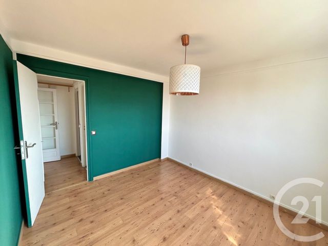 Appartement F3 &agrave; louer - 3 pi&egrave;ces - 57,11 m2 - Le Kremlin Bicetre - 94 - ILE-DE-FRANCE