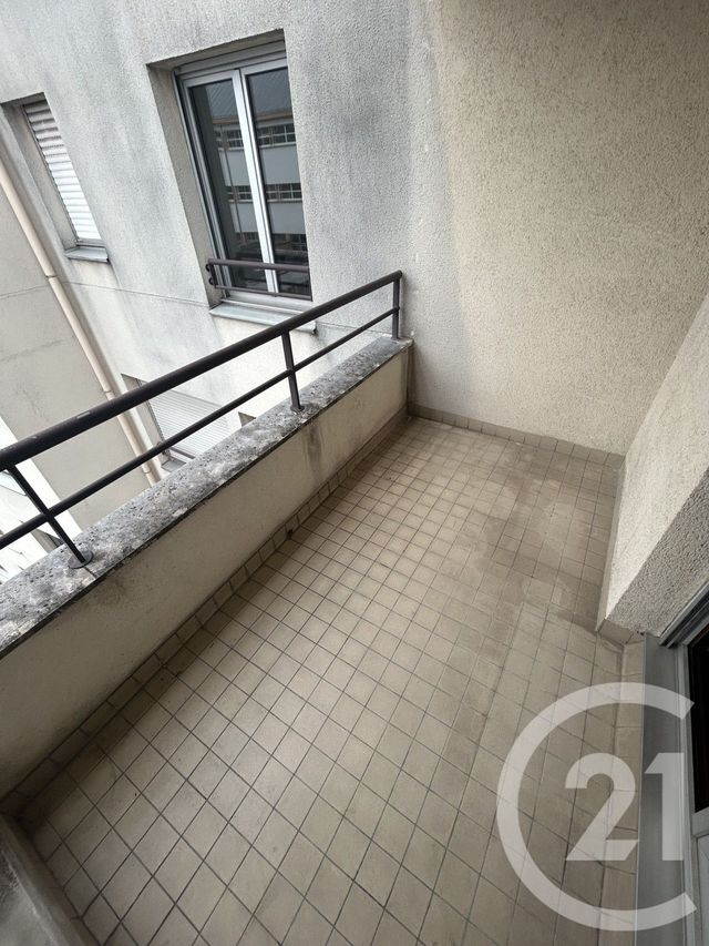 Appartement F3 &agrave; louer - 3 pi&egrave;ces - 64,02 m2 - Le Kremlin Bicetre - 94 - ILE-DE-FRANCE