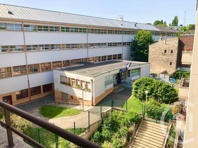 Appartement F3 &agrave; louer - 3 pi&egrave;ces - 64,02 m2 - Le Kremlin Bicetre - 94 - ILE-DE-FRANCE