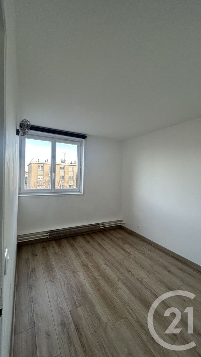 Appartement F3 &agrave; louer - 3 pi&egrave;ces - 50,16 m2 - Villejuif - 94 - ILE-DE-FRANCE