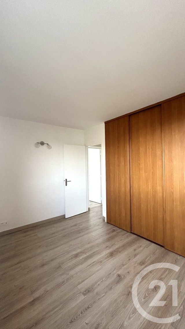 Appartement F3 &agrave; louer - 3 pi&egrave;ces - 50,16 m2 - Villejuif - 94 - ILE-DE-FRANCE