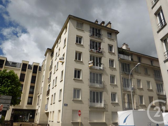 Appartement F3 &agrave; louer - 3 pi&egrave;ces - 63 m2 - Le Kremlin Bicetre - 94 - ILE-DE-FRANCE