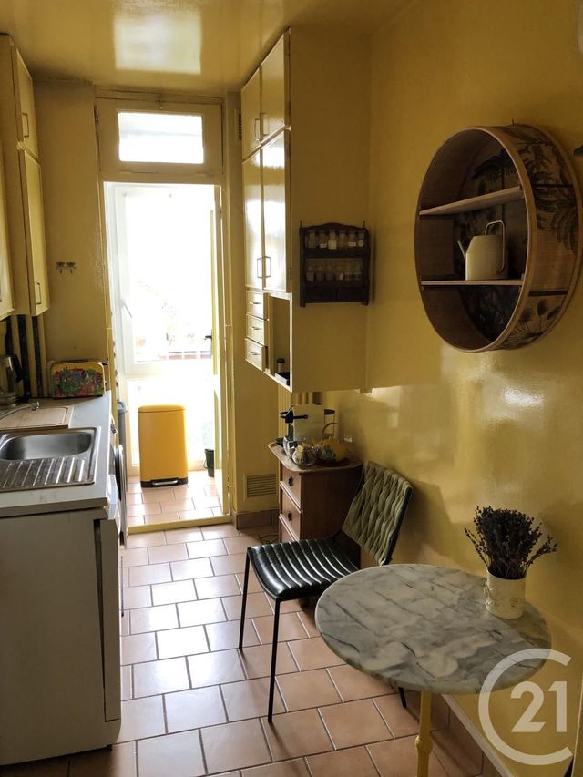 Appartement F4 &agrave; louer - 4 pi&egrave;ces - 76,40 m2 - Le Kremlin Bicetre - 94 - ILE-DE-FRANCE