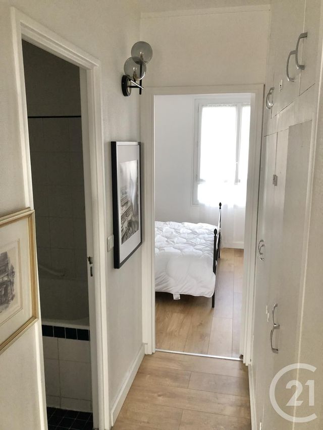 Appartement F4 &agrave; louer - 4 pi&egrave;ces - 76,40 m2 - Le Kremlin Bicetre - 94 - ILE-DE-FRANCE