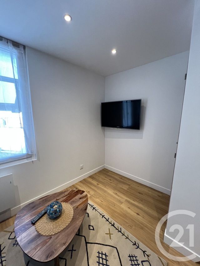 Maison &agrave; louer - 2 pi&egrave;ces - 37,25 m2 - Cachan - 94 - ILE-DE-FRANCE