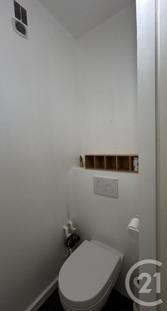 Appartement T2 &agrave; louer - 2 pi&egrave;ces - 45,75 m2 - Paris - 75010 - ILE-DE-FRANCE