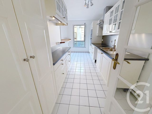 Appartement F3 &agrave; vendre - 3 pi&egrave;ces - 69,01 m2 - Le Kremlin Bicetre - 94 - ILE-DE-FRANCE