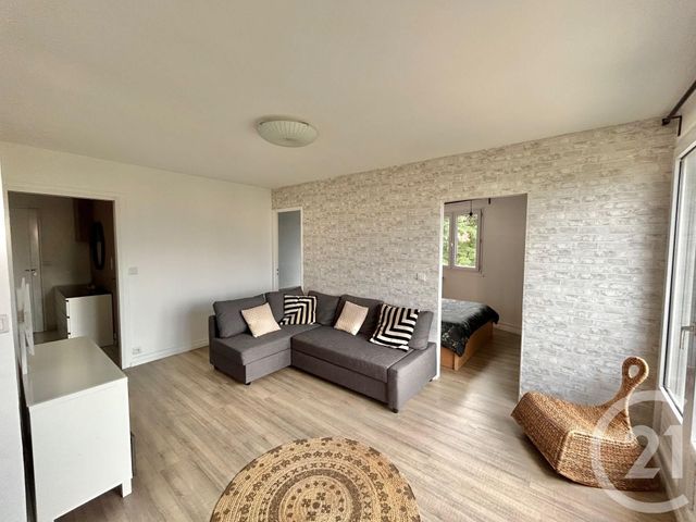 Appartement F3 &agrave; louer - 3 pi&egrave;ces - 53,87 m2 - Le Kremlin Bicetre - 94 - ILE-DE-FRANCE