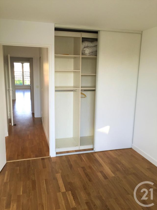 Appartement F3 &agrave; louer - 3 pi&egrave;ces - 64 m2 - Le Kremlin Bicetre - 94 - ILE-DE-FRANCE