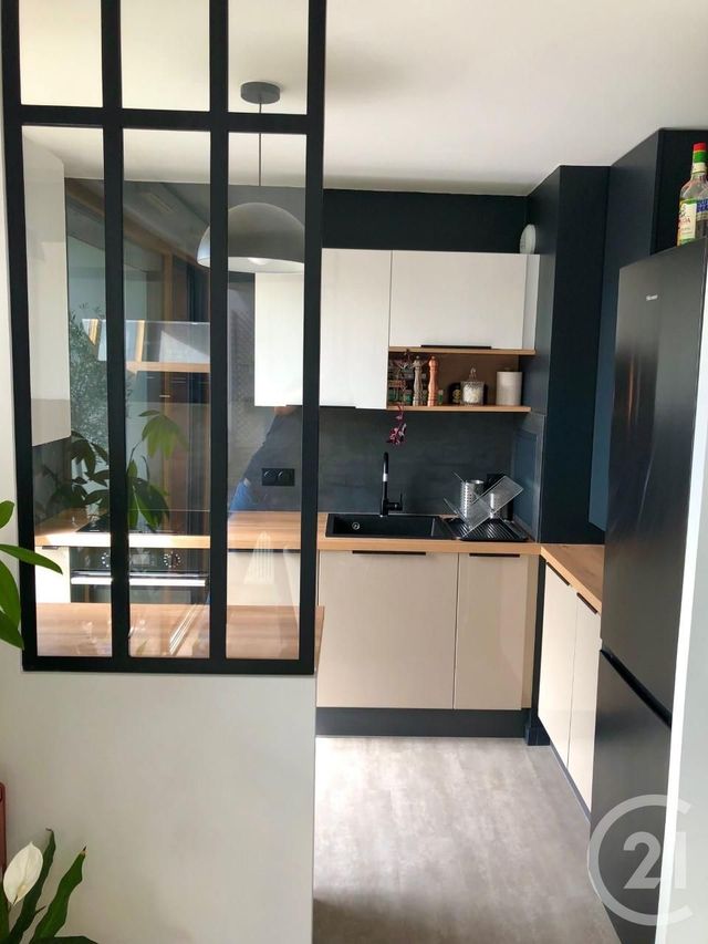 Appartement F3 &agrave; louer - 3 pi&egrave;ces - 67,40 m2 - Le Kremlin Bicetre - 94 - ILE-DE-FRANCE