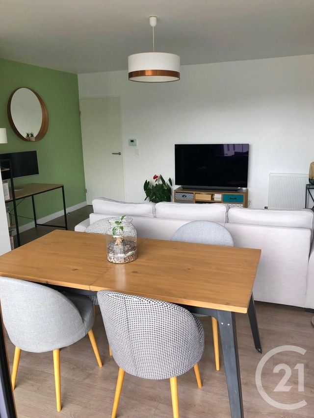 Appartement F3 &agrave; louer - 3 pi&egrave;ces - 67,40 m2 - Le Kremlin Bicetre - 94 - ILE-DE-FRANCE