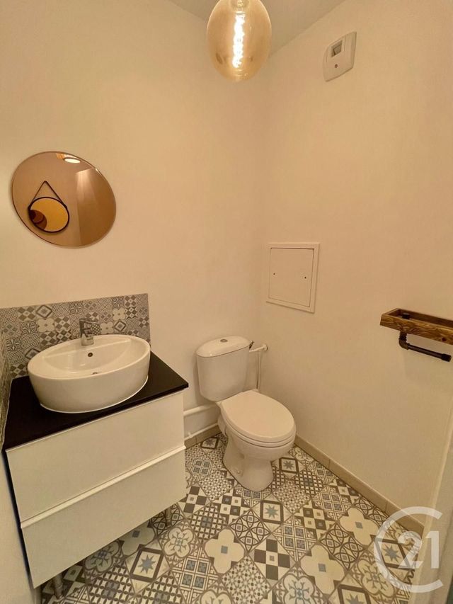Appartement F3 &agrave; louer - 3 pi&egrave;ces - 67,40 m2 - Le Kremlin Bicetre - 94 - ILE-DE-FRANCE