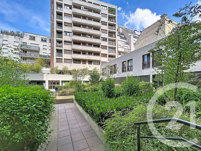 Appartement Chambre &agrave; vendre - 1 pi&egrave;ce - 10,13 m2 - Paris - 75020 - ILE-DE-FRANCE