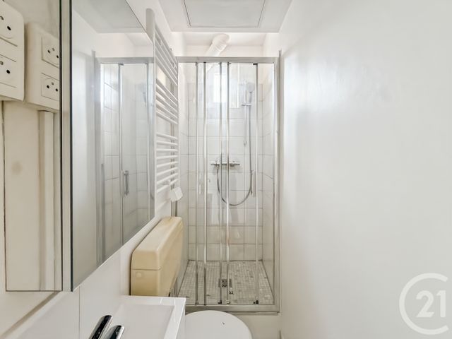 Appartement F1 &agrave; louer - 1 pi&egrave;ce - 19,64 m2 - Le Kremlin Bicetre - 94 - ILE-DE-FRANCE
