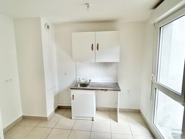 Appartement F3 &agrave; louer - 3 pi&egrave;ces - 56,47 m2 - Villejuif - 94 - ILE-DE-FRANCE