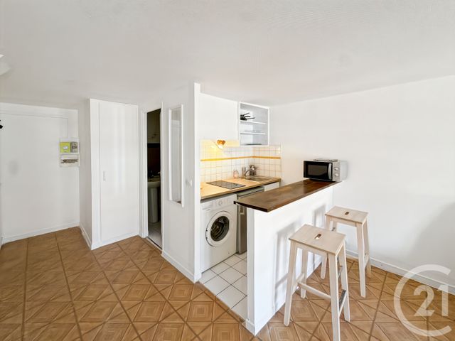 Appartement Studio &agrave; louer - 1 pi&egrave;ce - 23,74 m2 - Villejuif - 94 - ILE-DE-FRANCE