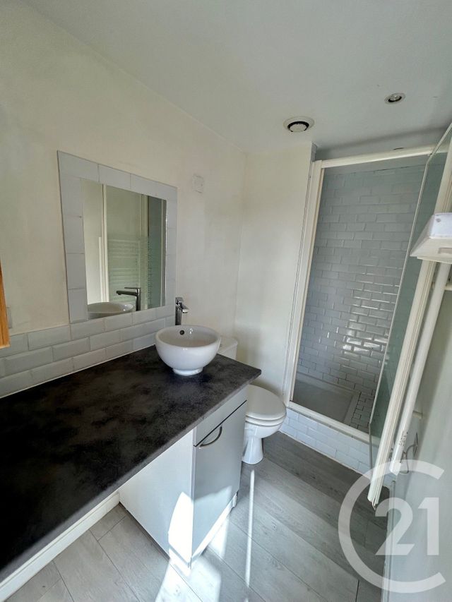 Appartement F2 &agrave; louer - 2 pi&egrave;ces - 41,90 m2 - Cachan - 94 - ILE-DE-FRANCE