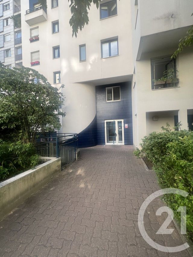 Appartement F1 &agrave; louer - 1 pi&egrave;ce - 32,17 m2 - Le Kremlin Bicetre - 94 - ILE-DE-FRANCE